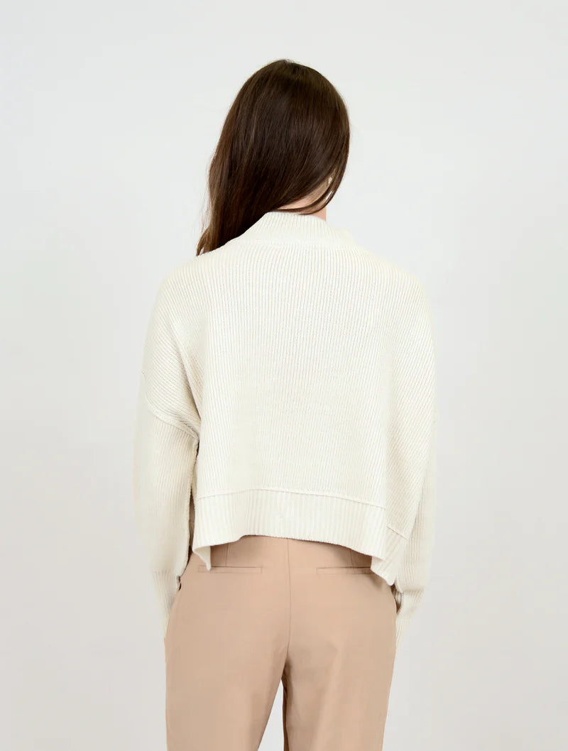 Sumire Cropped Sweater - White Beach