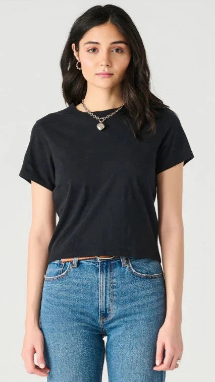 Essential Tee-Black